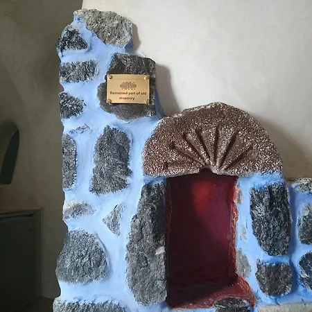 Villa αura Cave