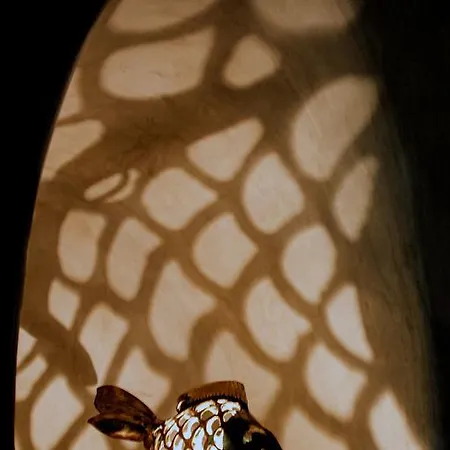 αura Cave Fira (Santorini)